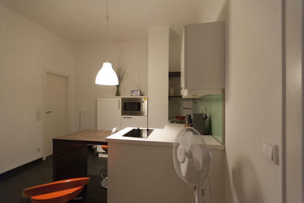 undefined Heart of Vienna Opera House Studio 10