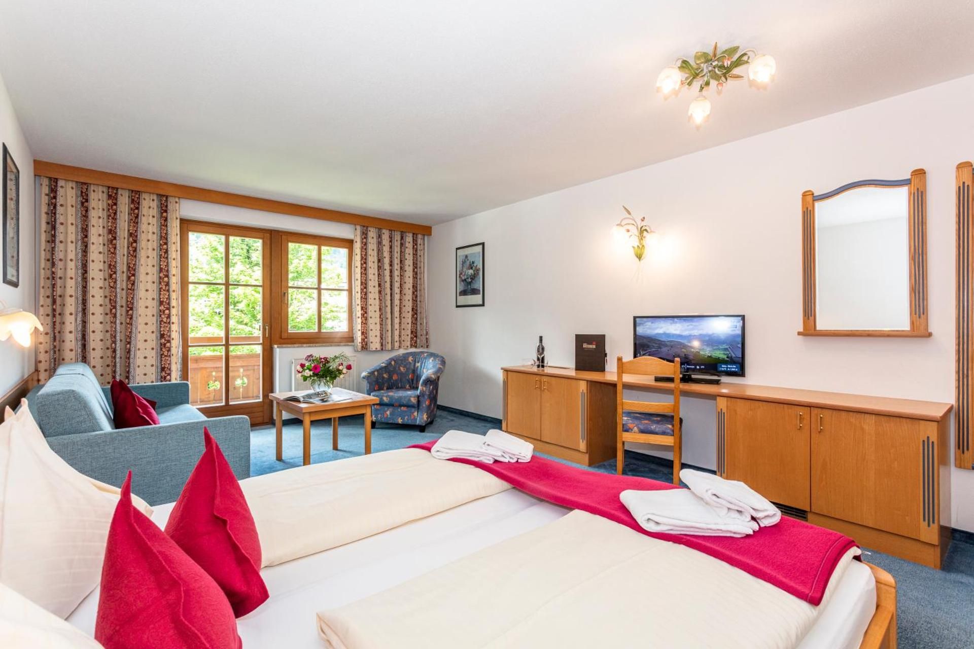 Junior Suite with Balcony