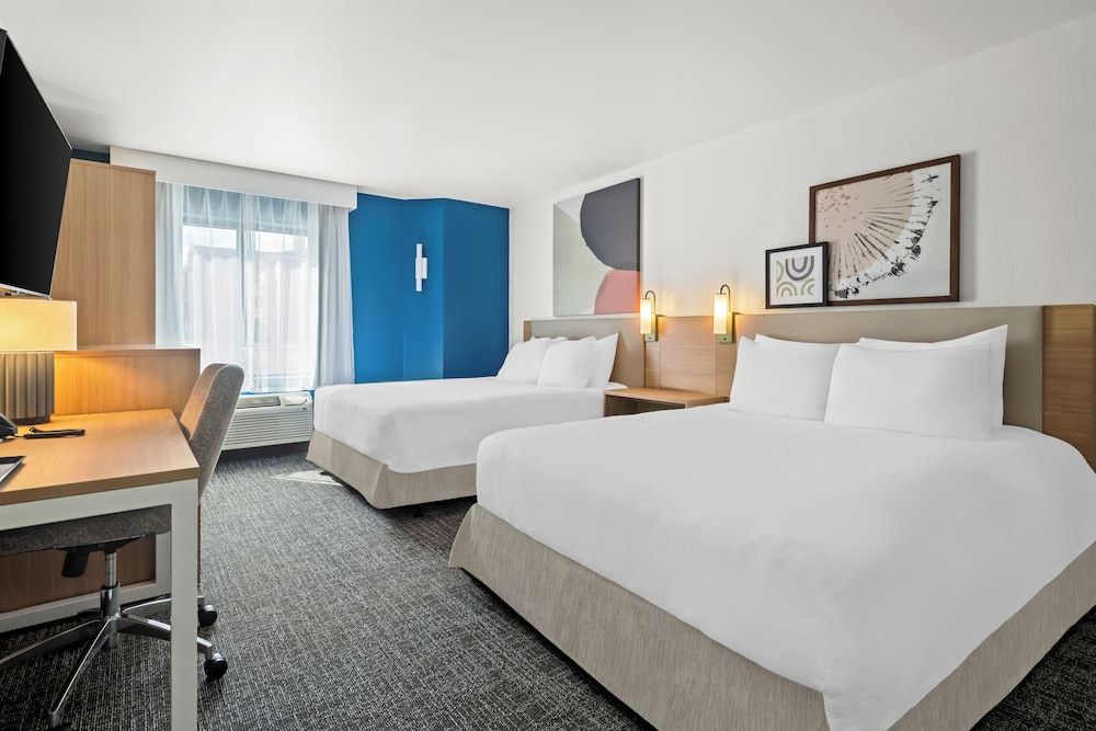 Room, 2 Queen Beds, Accessible (Hearing)