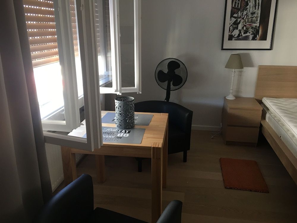 City-center Hoher Markt Standard Room, 1 King Bed, Private Bathroom 5