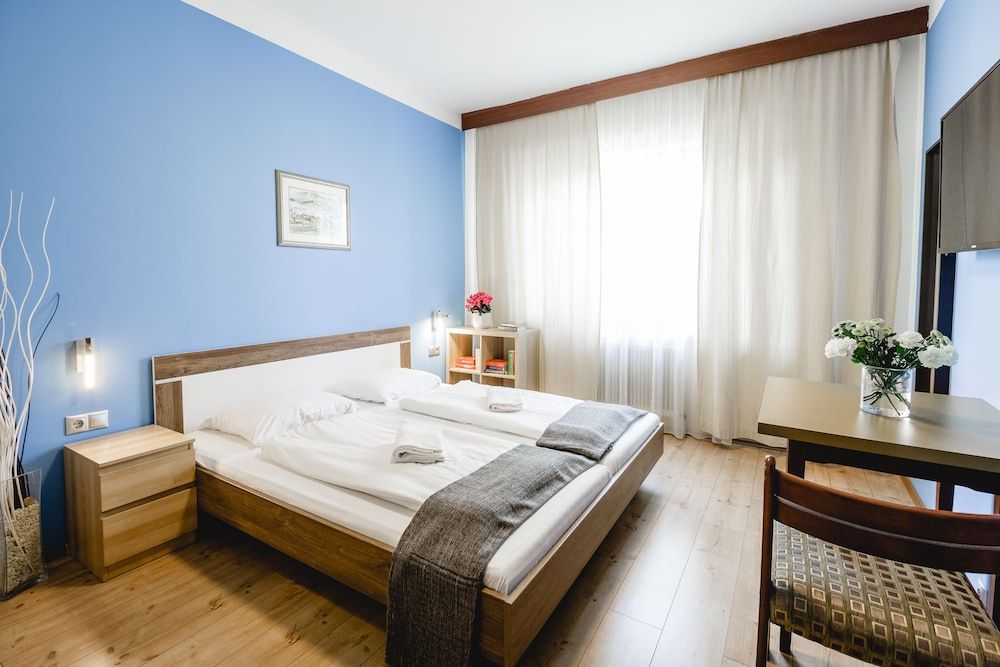 Hotel Hoffinger Junior Suite, 1 Bedroom, Non Smoking, Bathtub 4