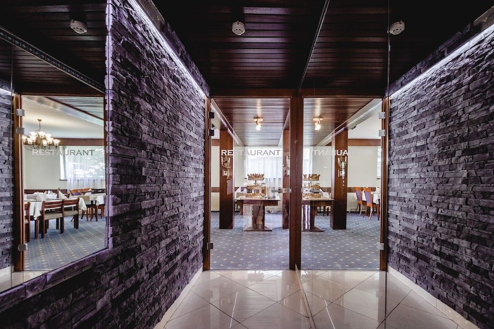 undefined Hotel Hoffinger 6