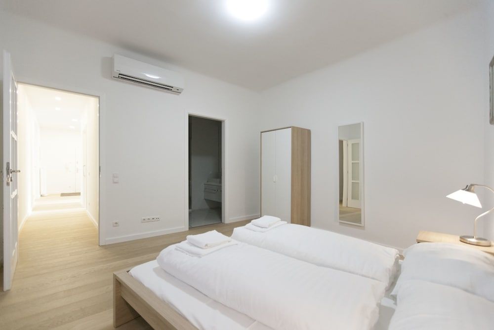 City-center apartment Luxury Apartment, 2 Bedrooms, Kitchen 5