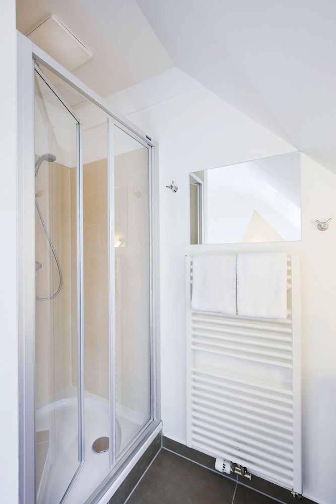 Hahn Hotel Vienna City Classic Double Room 7