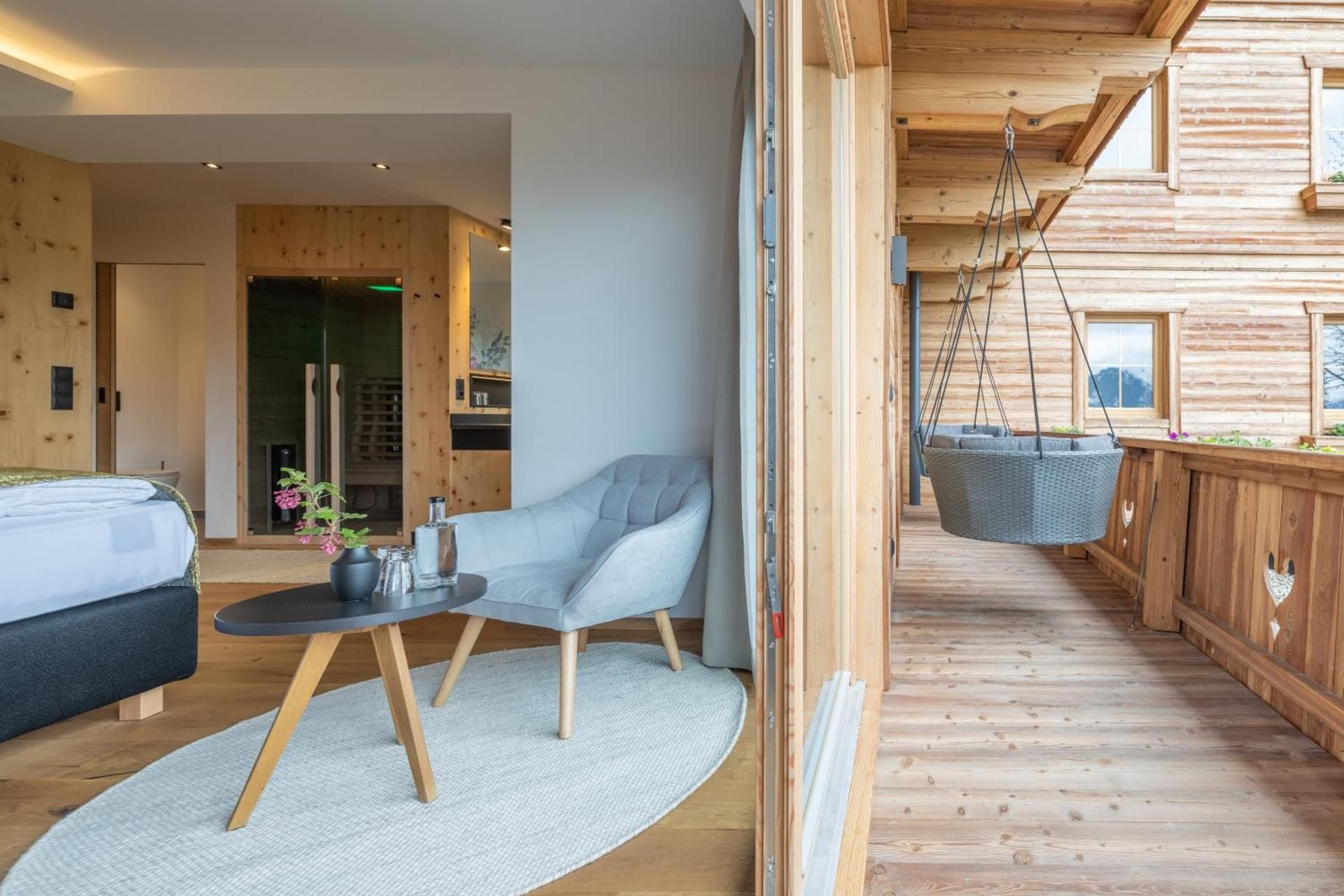 Suite with Mountain View