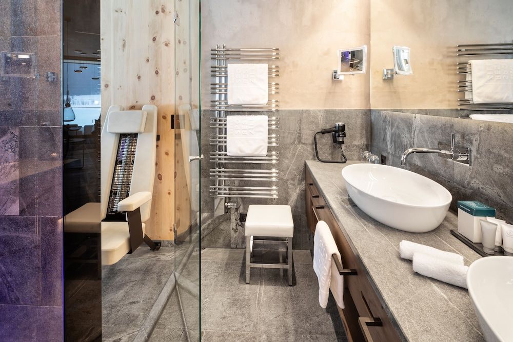 Sportresidenz Zillertal Premium Room, 1 Bedroom, Sauna, Golf View 9