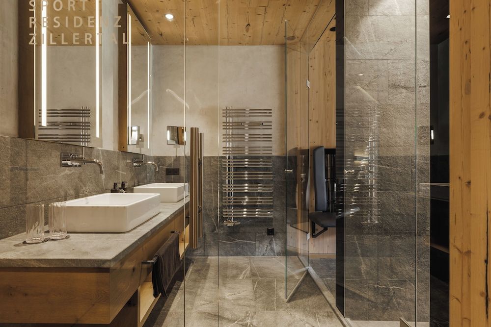 Sportresidenz Zillertal Deluxe Double Room, Terrace, Mountain View 6