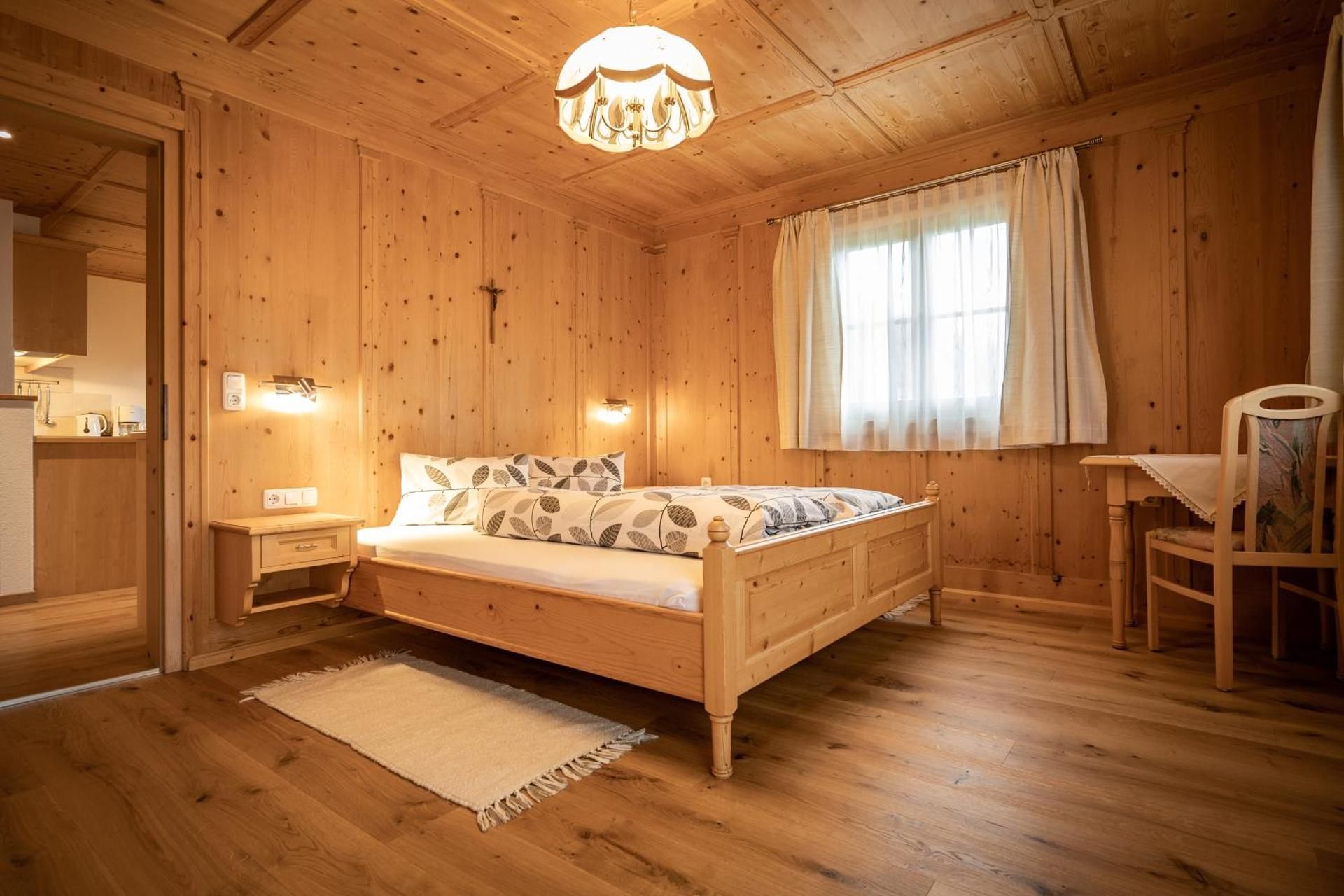 Apartment (2 Adults)