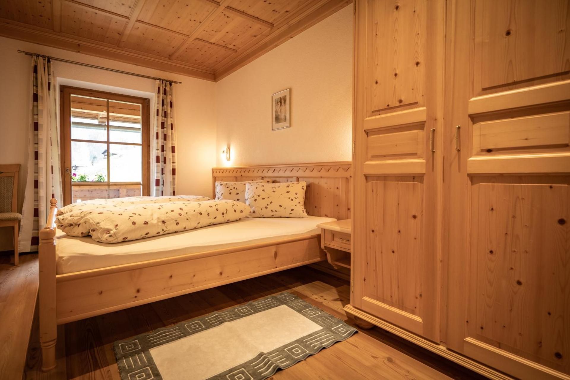 Apartment (3 Adults)
