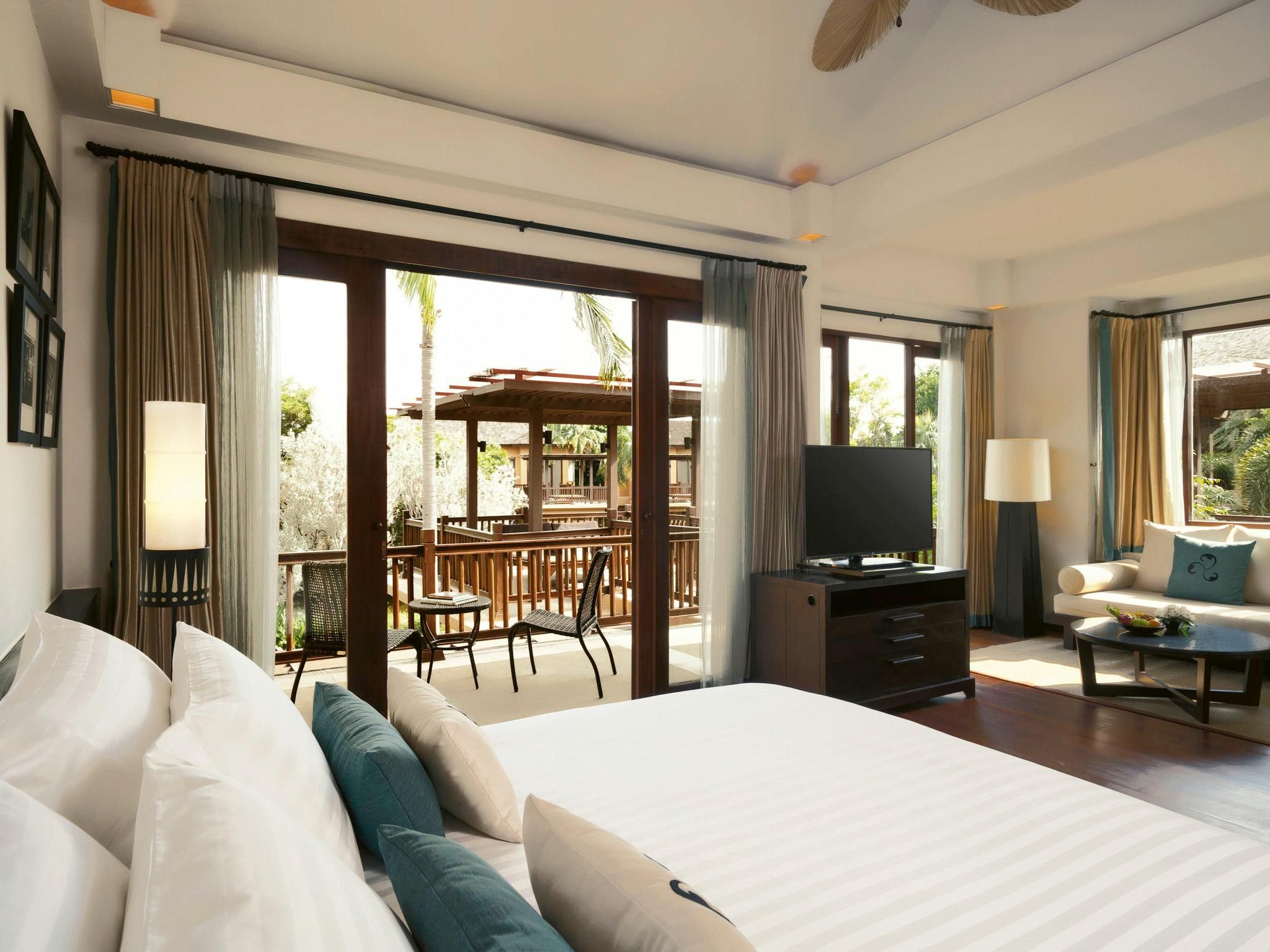 Terrace Suite Lagoon View King