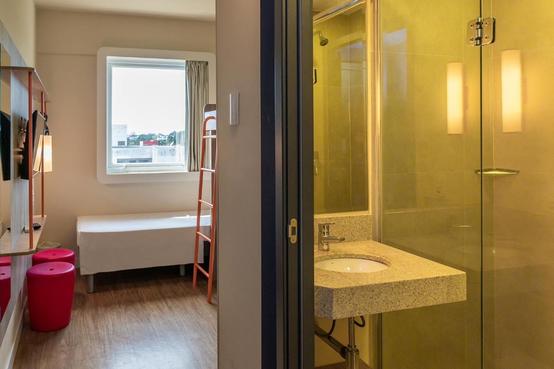Standard Room With Single Beds