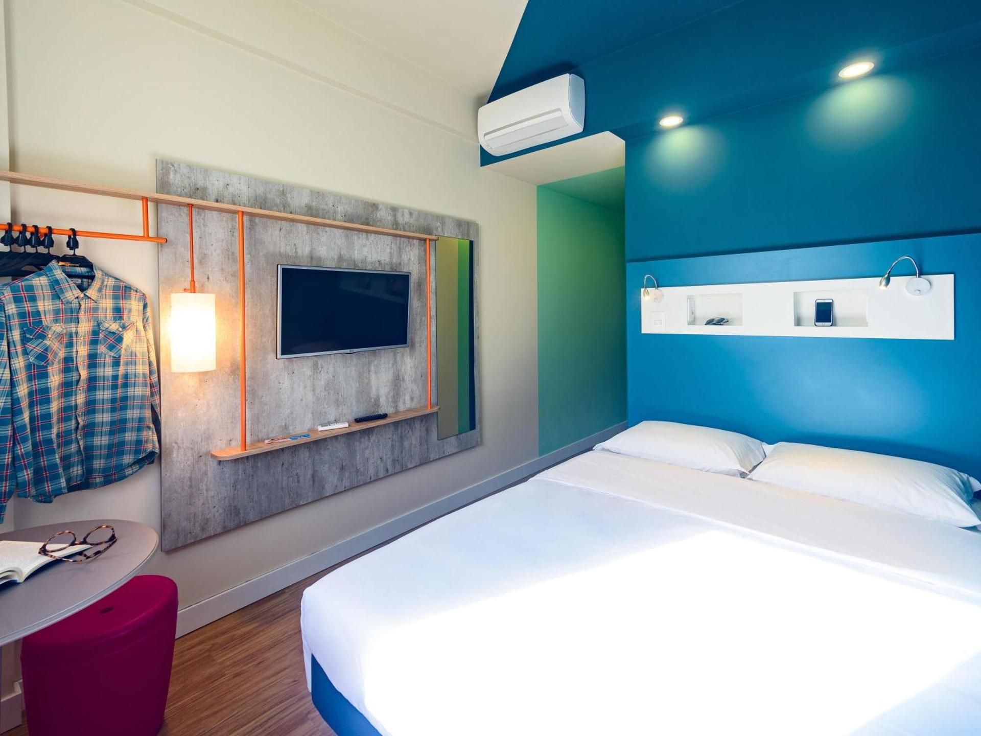 Standard Apartment with One Double Bed