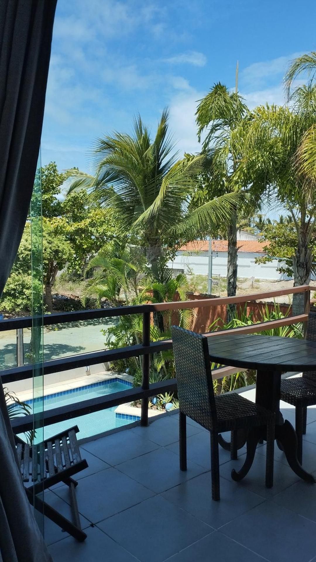 King Suite with Pool View