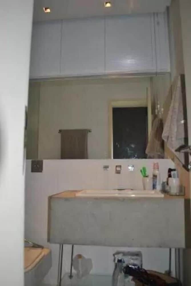 undefined Etours - Luxuoso 2 Quartos no Leblon 9