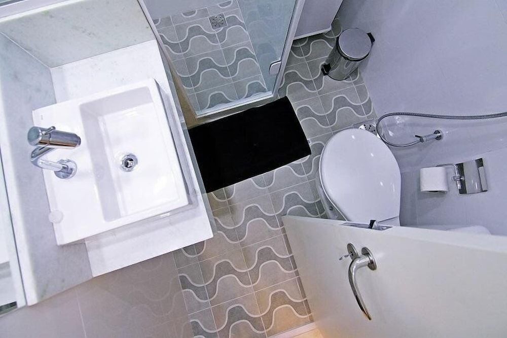 undefined Rio Spot Apartments U033 10