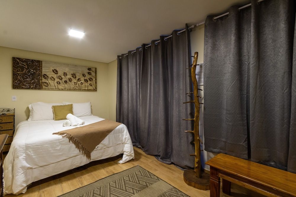 Romantic Room, Hot Tub, Garden Area