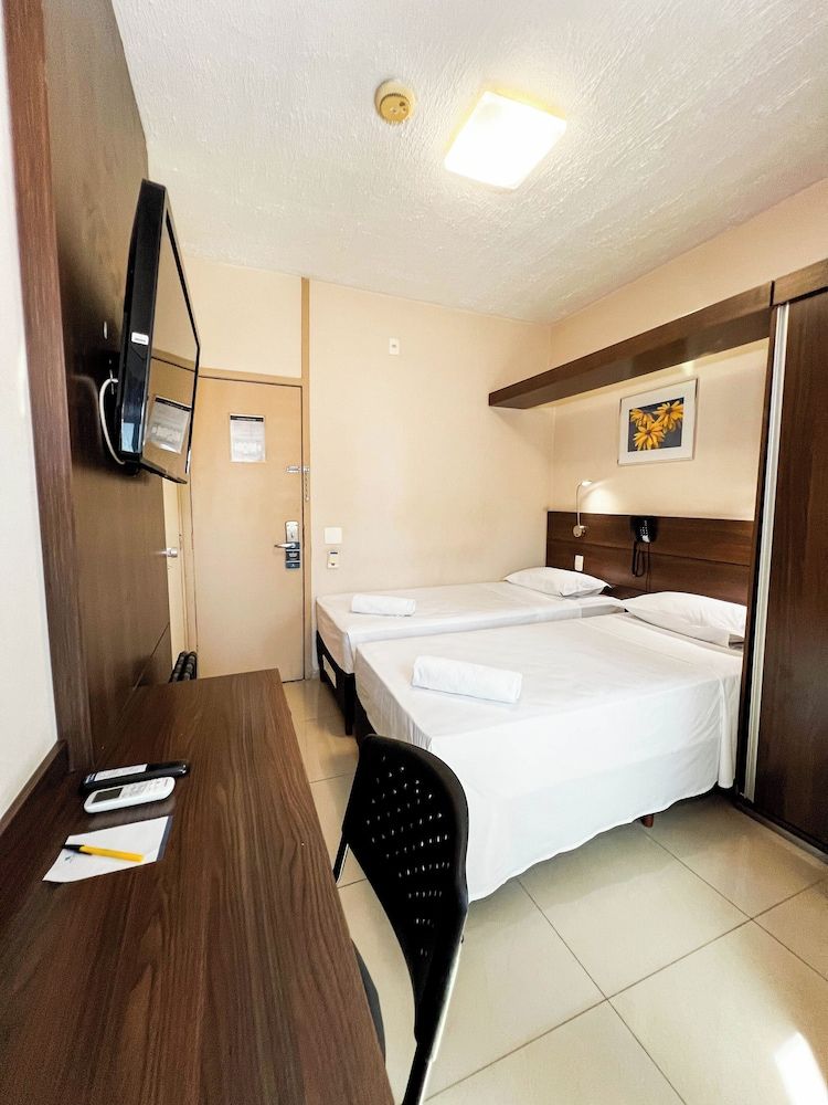Classic Twin Room