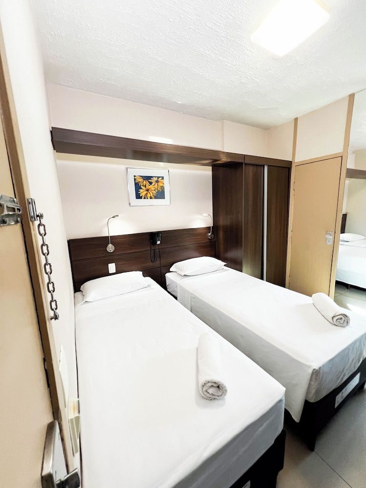 Classic Twin Room