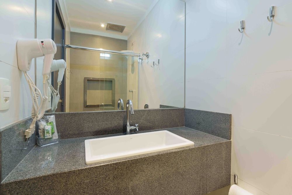 Uniclass Hotel Pinheiros Standard Double Room 6