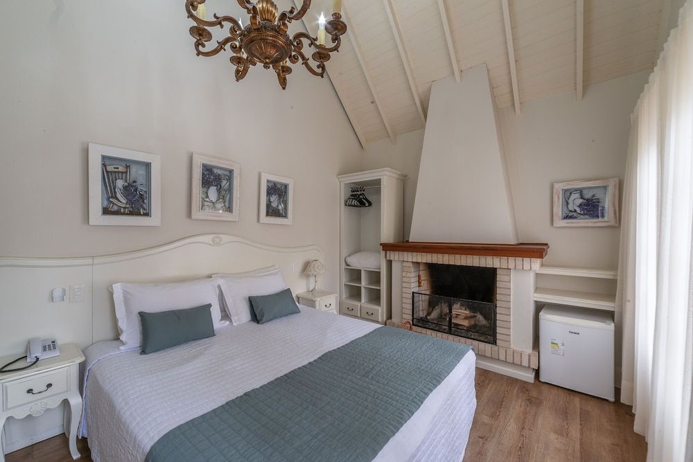 Hotel Monte Felice Bosque Superior Double Room 3