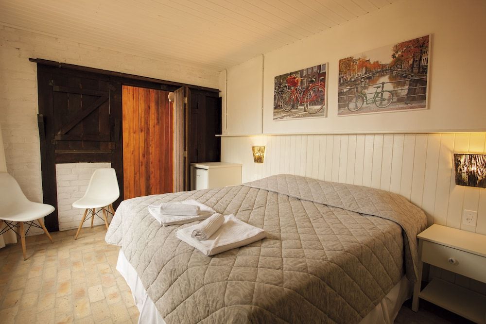 Standard Room, 1 Queen Bed