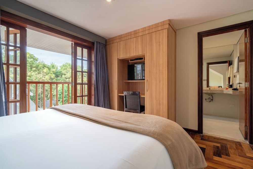 Premier Studio Suite, 1 Double Bed, Balcony