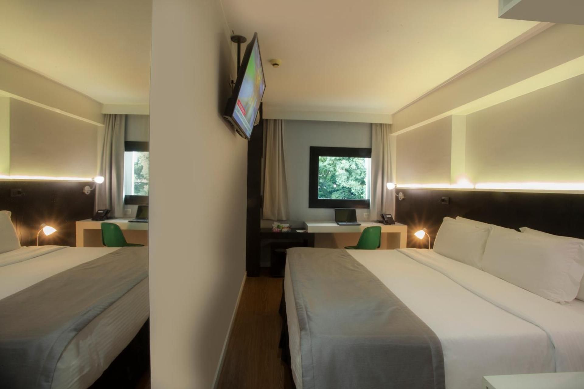 Quarto Standard com Cama Casal