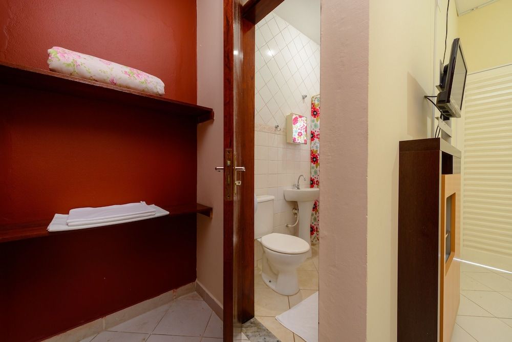 Quarto Quadruplo sem Estacionamento