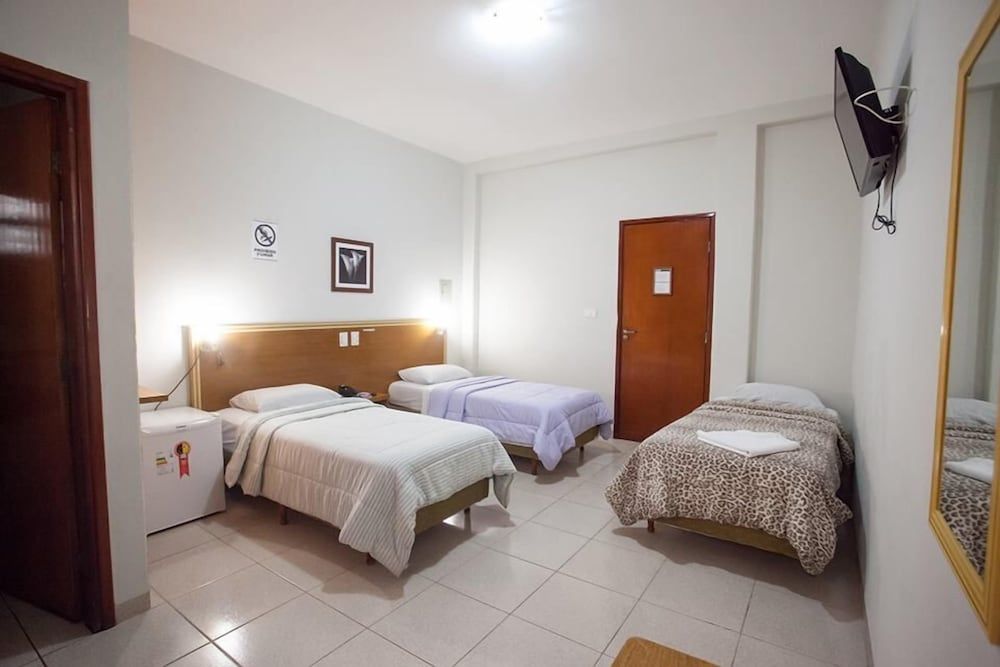 Nioja Hotel Triple Room 5