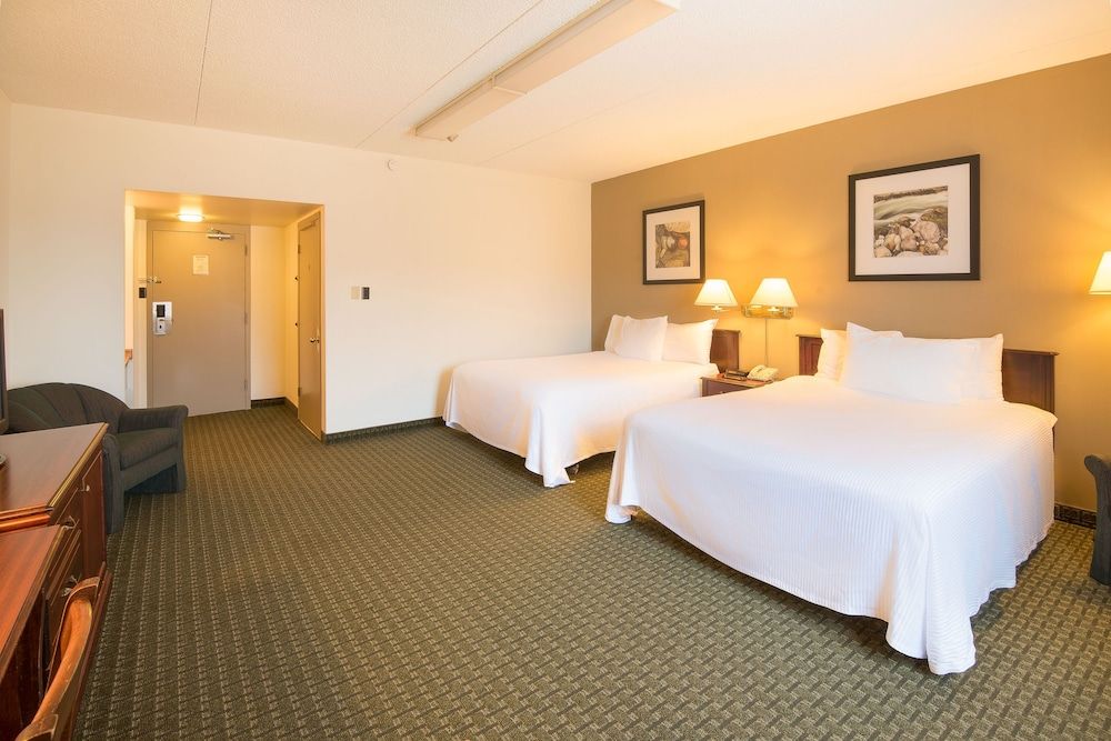 Room, 2 Queen Beds, Accessible, Non Smoking (Mobility)