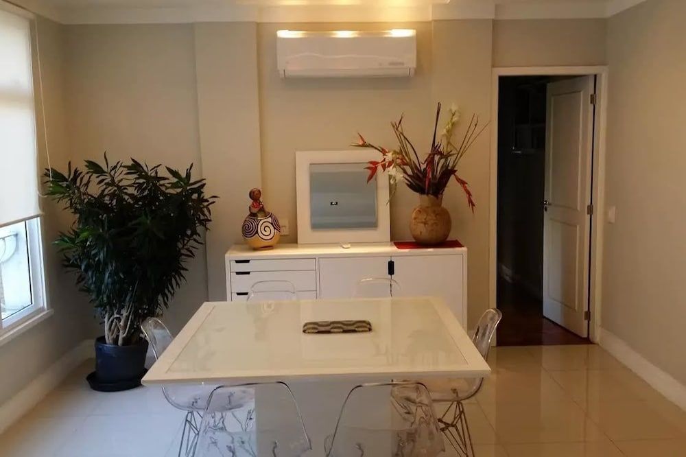 Etours - Luminoso 3 Quartos Copacabana Souza Lima Deluxe Double Room, Smoking 9