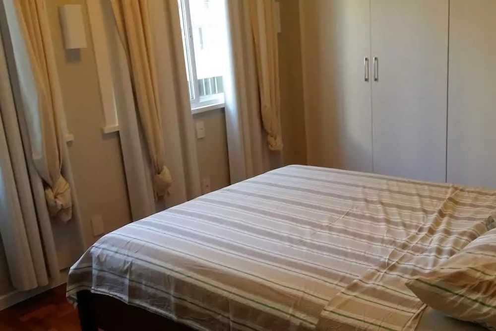 undefined Etours - Luminoso 3 Quartos Copacabana Souza Lima 4