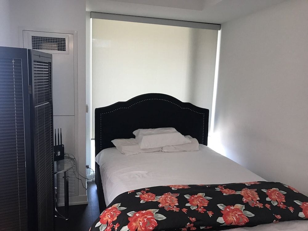 undefined Midnight Suites 2