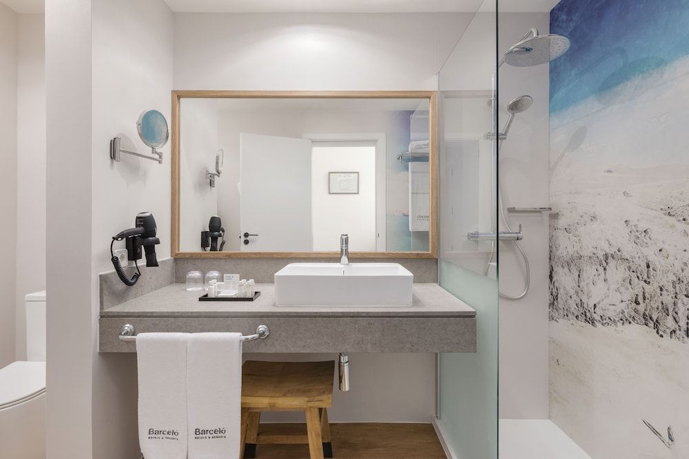 Barcelo Lanzarote Active Resort Junior Suite (3 adults + 1 child) 4