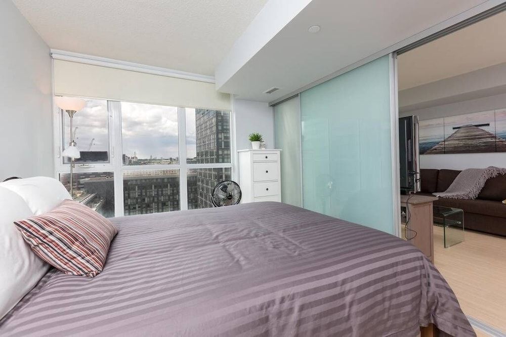undefined DT City 1 BR by Jays, MTCC, CN Tower 3