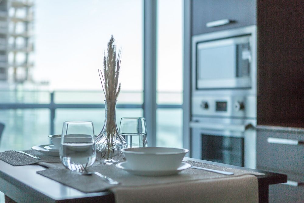 undefined Noel Suites - York and Bremner 5