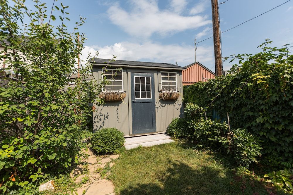 undefined Applewood Suites - Queen West 5