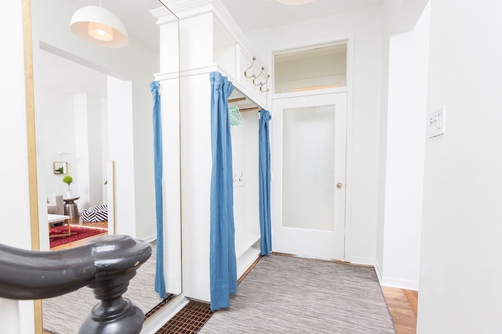 Applewood Suites - Queen West City Apartment, 3 Bedrooms 12