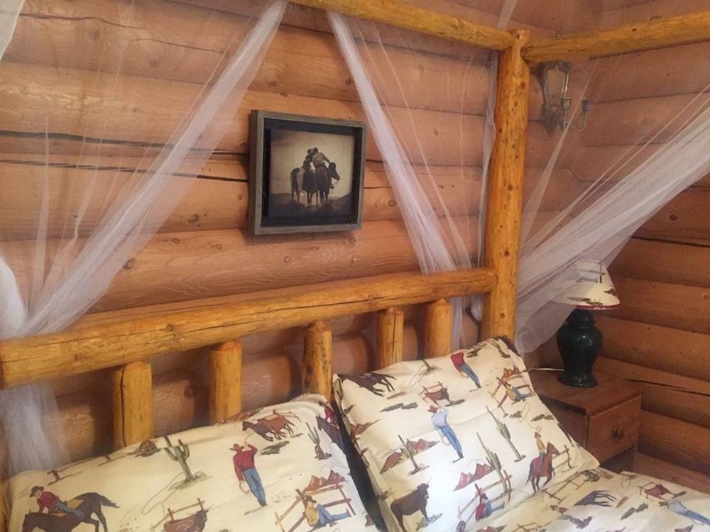 Montana Hill Guest Ranch Room, Private Bathroom