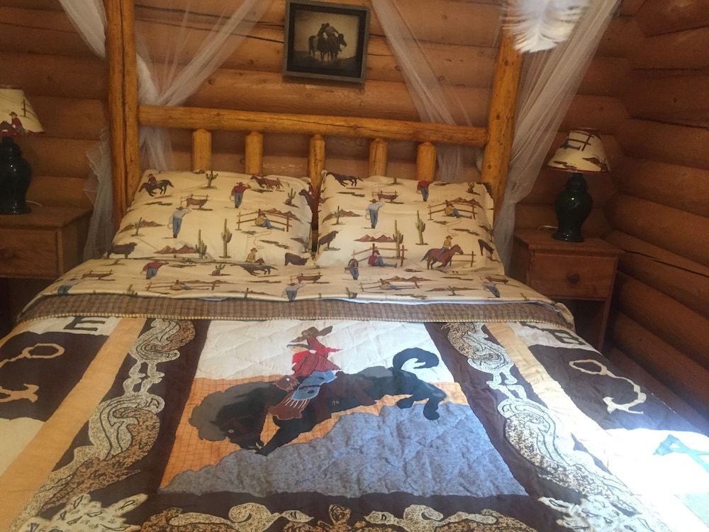 Montana Hill Guest Ranch Room, Private Bathroom 5