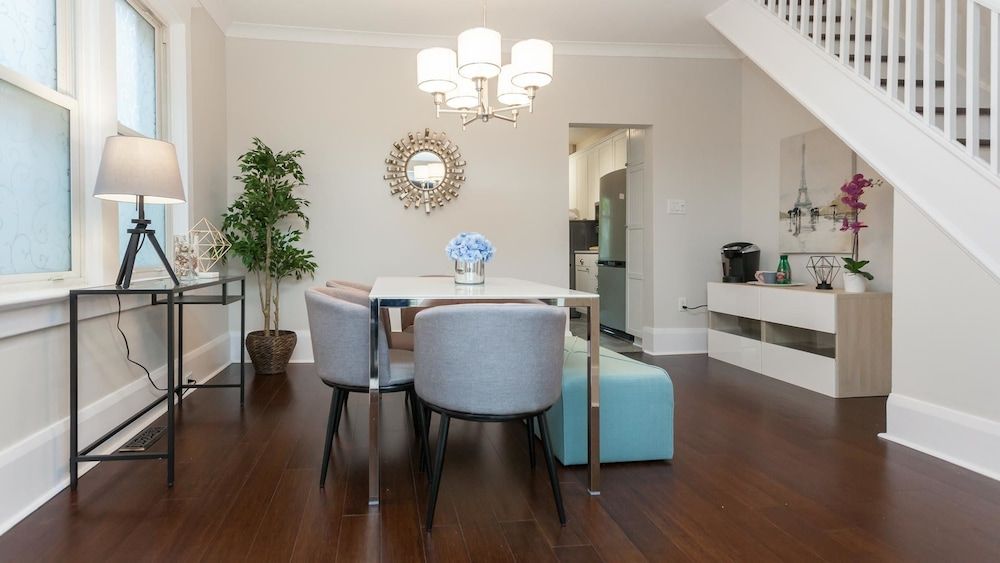 undefined Applewood Suites - Danforth Avenue 10