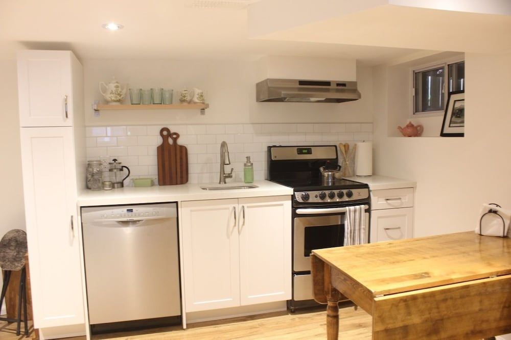 undefined Applewood Suites - Danforth Basement 7