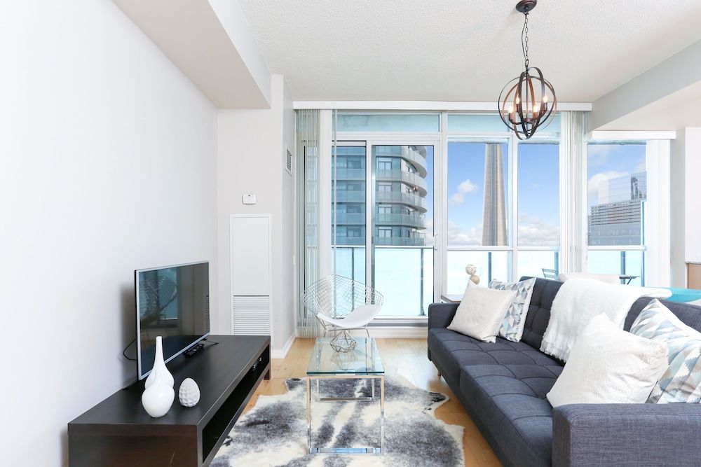 undefined Platinum Suites - Scotia Bank Arena 7
