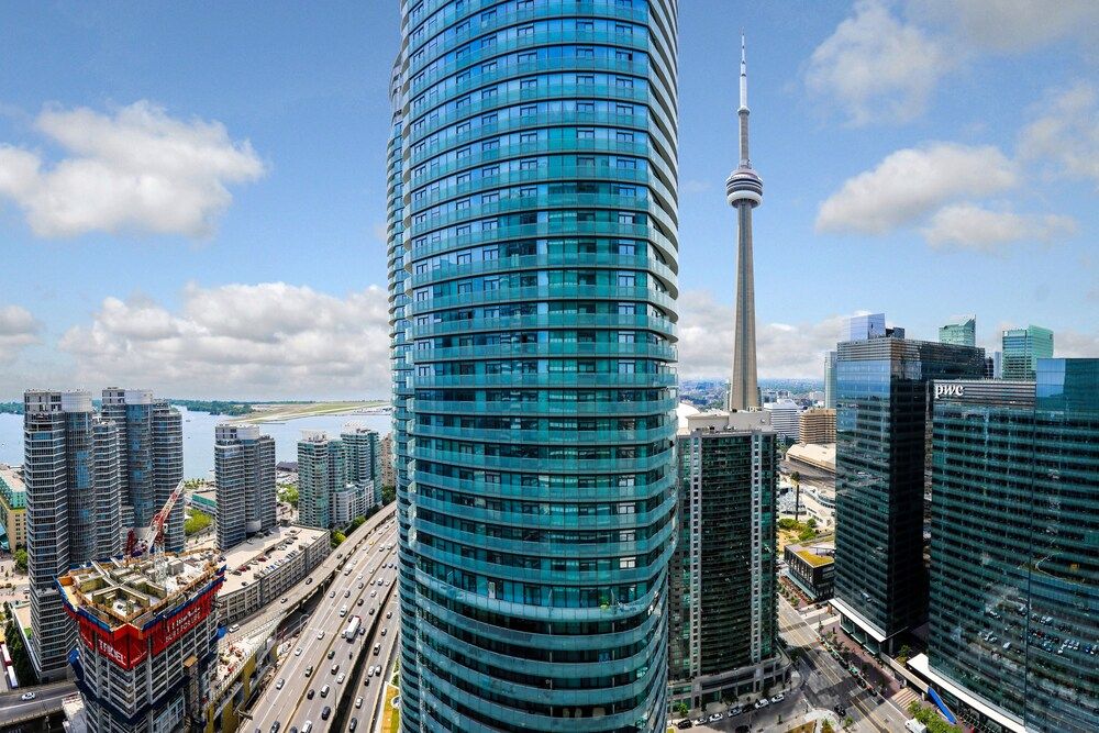 undefined Platinum Suites - Scotia Bank Arena 2