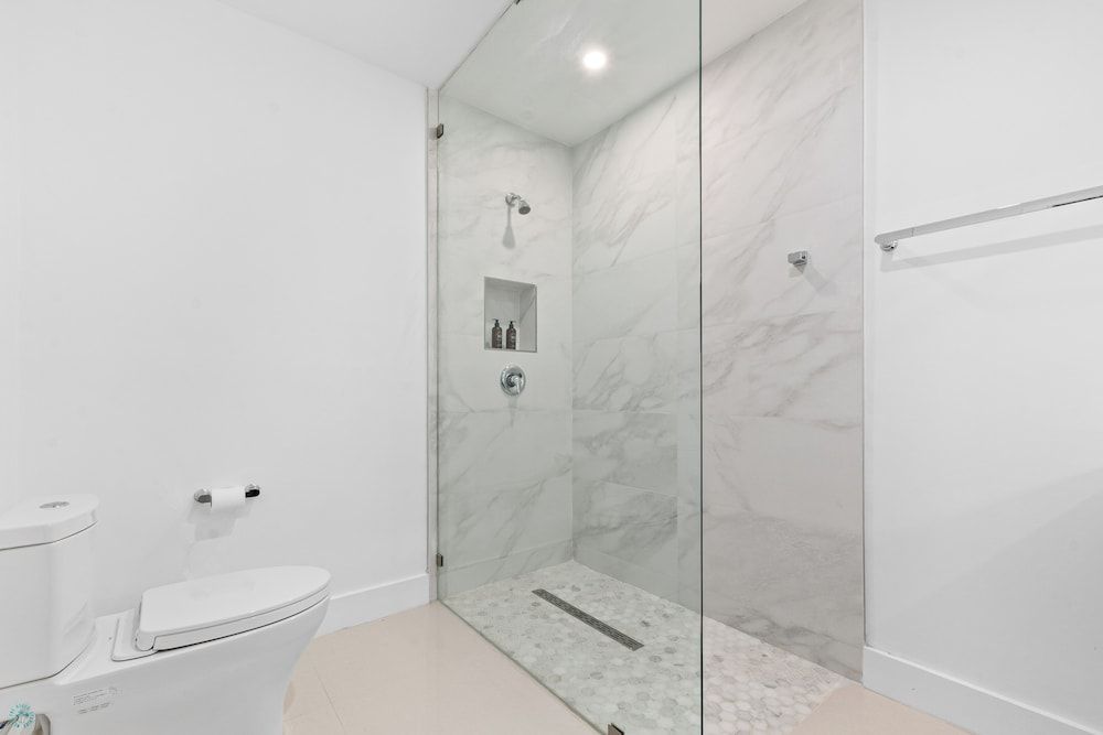 Romora Bay Resort & Marina 2 Bedroom w/ Kitchen 4