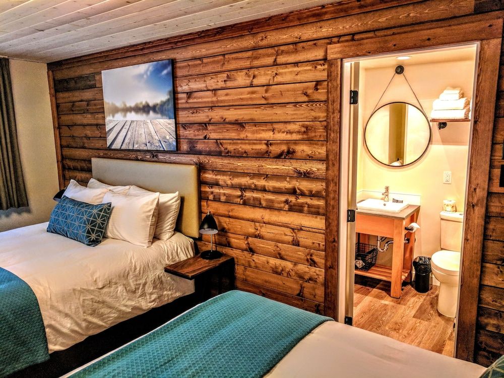 Riverside Inn Deluxe Suite, 1 Bedroom, Kitchen