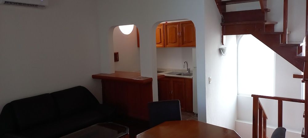 Casa Turquesa - Near Luxury Avenue Shopping Mall Loft King Suite Ocean View 4