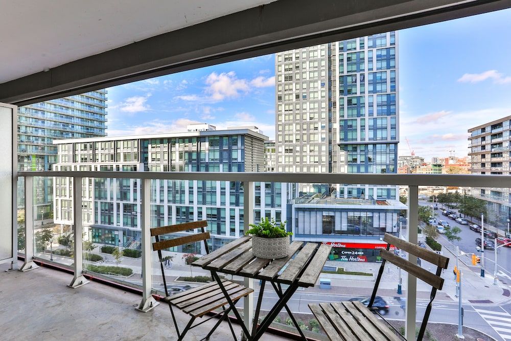 CITYPLACE 1B LUX CONDO LAKESIDE SKYDOME MTCC City Condo, Multiple Beds, City View, Lakeside 17