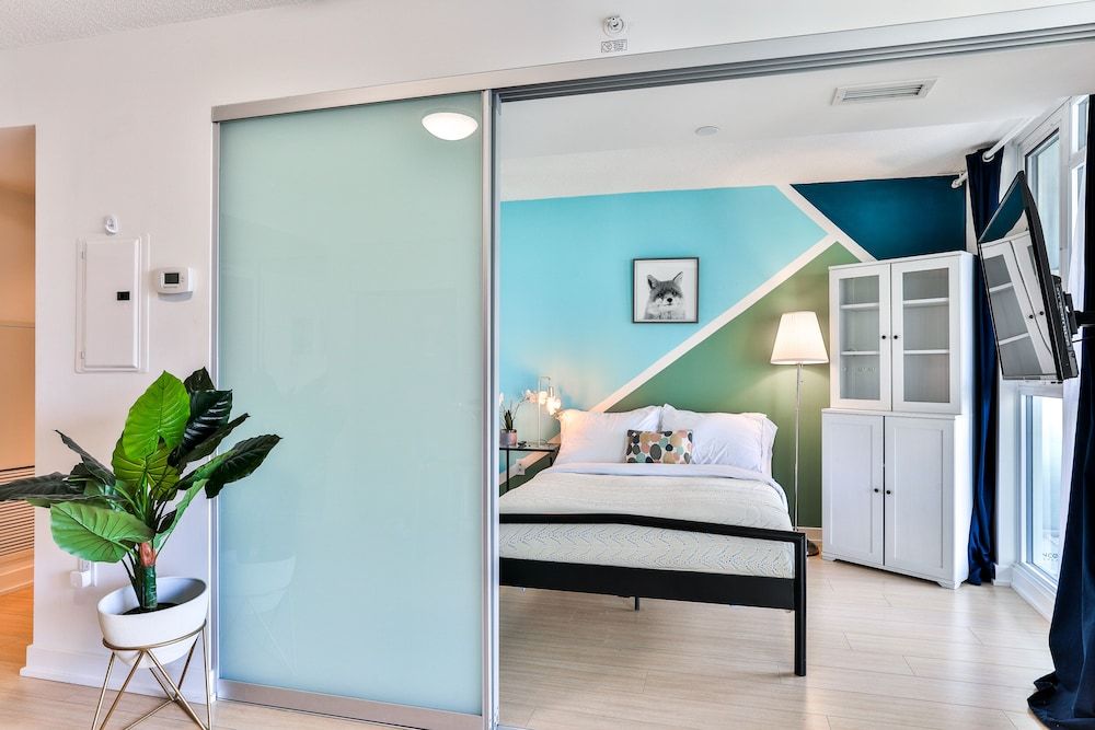 CITYPLACE 1B LUX CONDO LAKESIDE SKYDOME MTCC City Condo, Multiple Beds, City View, Lakeside 13