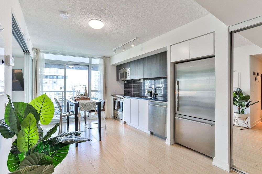 CITYPLACE 1B LUX CONDO LAKESIDE SKYDOME MTCC City Condo, Multiple Beds, City View, Lakeside 14